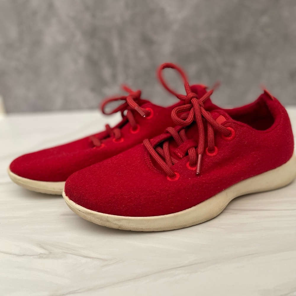 Women’s Allbirds Sneakers